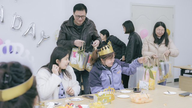 The spring is coming·Time goes on slowly | Dream Silk employee birthday party!