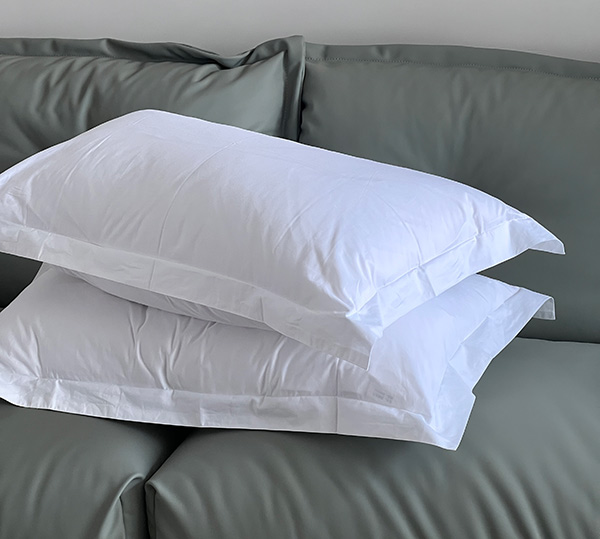 Why is the hotel linen mostly white?