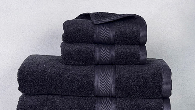 What are the types of towels in the hotel?