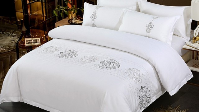 From Dorm Rooms to Dream Stays: How Quality Linens Elevate the Graduation Trip Experience