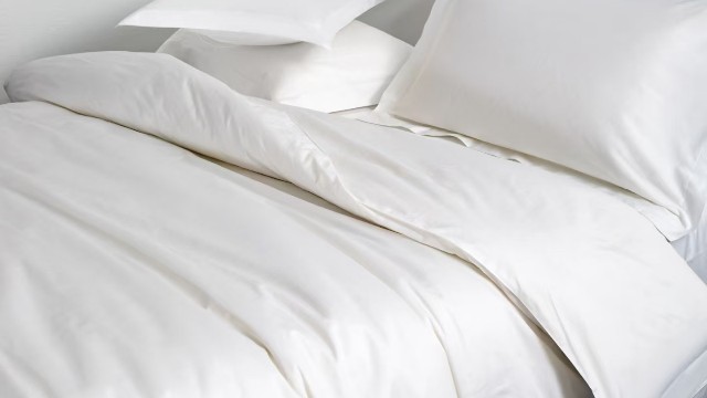 All-cotton satin brushed and all-cotton brushed: Just one character apart, what's the difference?