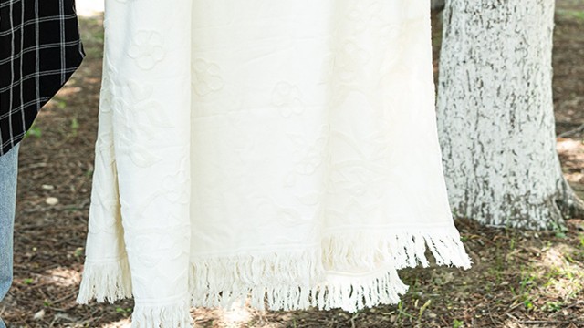 Sun, Sand & Style: Why the Right Beach Towel Makes Every Summer Vacation Better