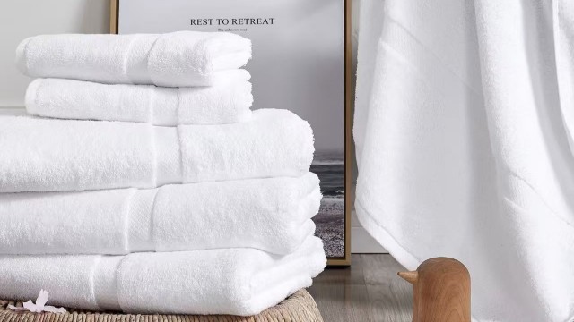 Why Hotel Linen Always Stays Bright and White?
