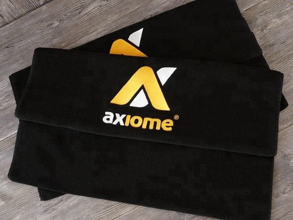 Custom-made embroidered logo for pure cotton gym sports face towels